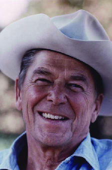 Picha ya Ronald Reagan amevaa kofia ya cowboy na shati la d