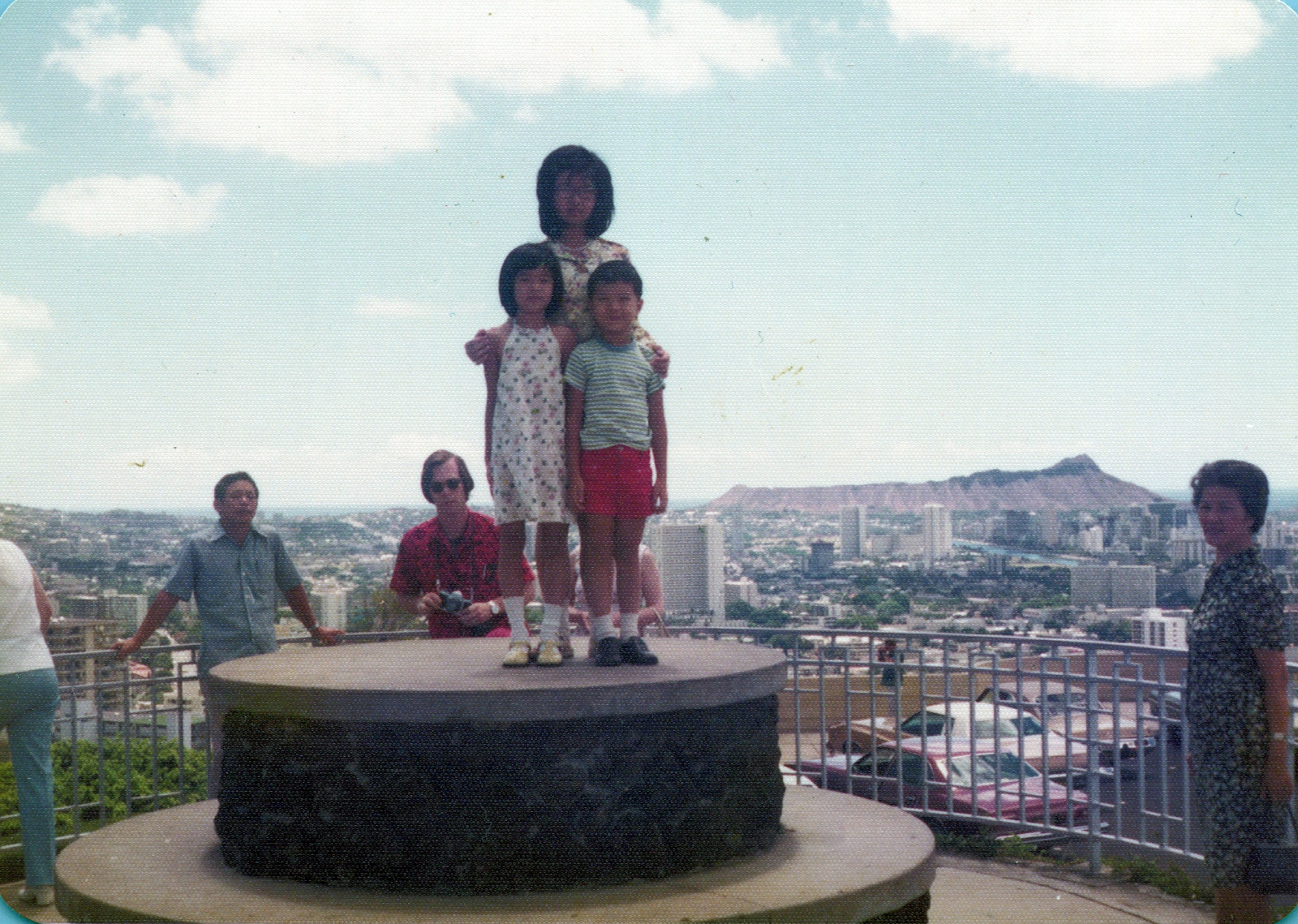 Kim and her siblings in Honolulu