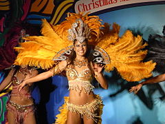 240px-HK_TST_night_柏麗購物大道_Park_Lane_Shopper's_Boulevard_巴西_Brasil_森巴舞娘_Samba_female_dancers_Nov-2010_02.jpg
