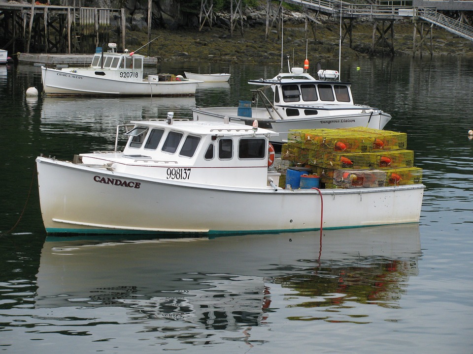 lobster-boat-350520_960_720.jpg