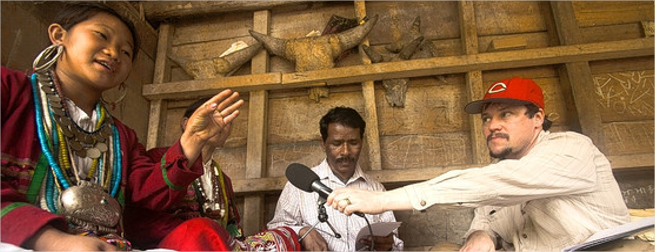 Linguist Gregory Anderson interviews a Koro speaker in India