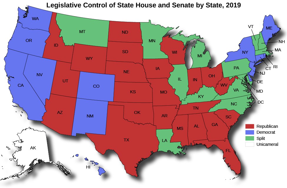 A map shows legislative control of state house and senate by state as of 2019. California, Hawaii, DC, Delaware, New Jersey, Connecticut, and Rhode Island are marked Democrat. Montana, Louisiana, Michigan, Illinois, New Hampshire, Vermont, Minnesota, Indiana, Kentucky, Virginia, Massachusetts, Pennsylvania, Maryland, and North Carolina are marked Split. Alaska is marked as unicameral.