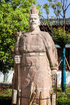 Image of the Statue of Zhang Qian in Chenggu, China.