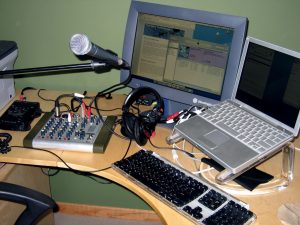 Home-Podcasting-Setup-300x225.jpg