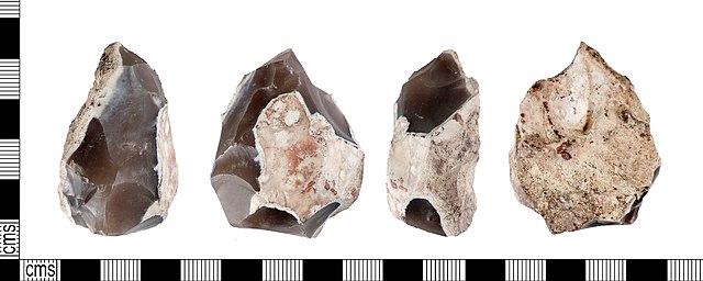 A_Neolithic_flint_core_(FindID_863026).jpg