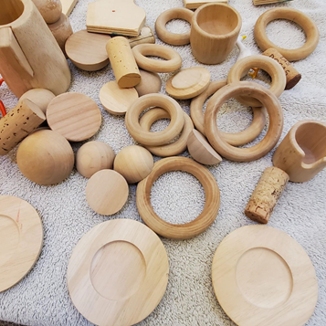 Assortment of wooden objects